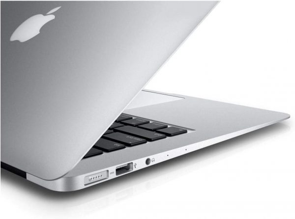 Apple 13-inch MacBook Air, 1.8GHz Intel Core i5 Dual Core Processor, 8GB RAM, 128GB SSD, Mac OS, Silver A1466 - Image 4